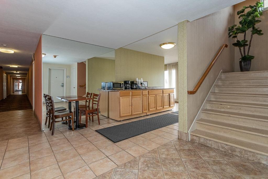 Americas Best Value Inn Ashtabula/Austinburg Extérieur photo